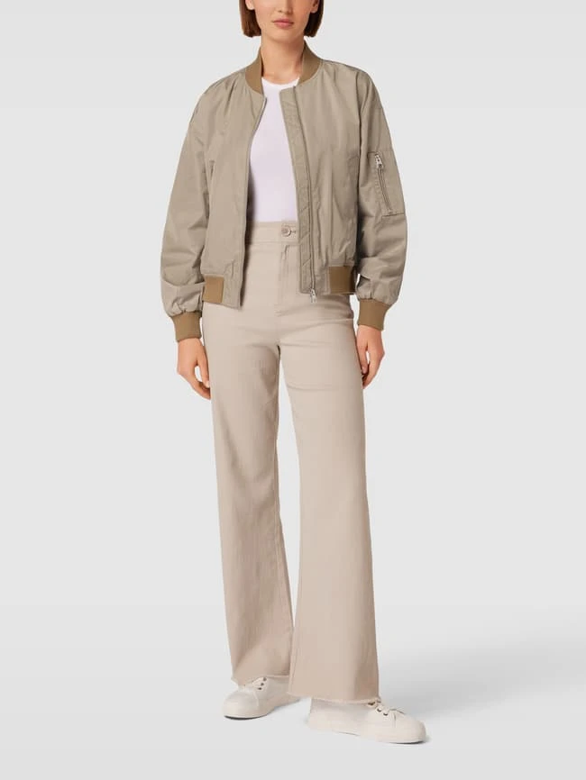 Marc O'Polo Blouson Mit Label-Details - Taupe 3 Marc O'Polo Blouson Mit Label-Details - Taupe