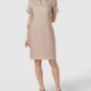 White Label Knielanges Kleid Mit V-Ausschnitt - Sand 1 White Label Knielanges Kleid Mit V-Ausschnitt - Sand -Wellensteyn Geschaft 610k6h1la1a56l9l718j2ka5892j8i21a4ok2j249sp4kd9m64ojidq28t23cia38d34kh1h8so4okaf6d3jed1jc4sm8o9h60q6aopk70qj6eb36hhm8c9p65hjgor2c9gj0e8