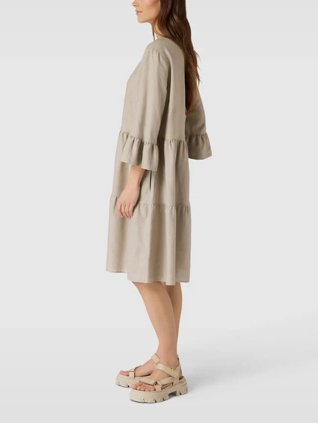 White Label Knielanges Kleid Mit Schlüsselloch-Ausschnitt - Sand 6 White Label Knielanges Kleid Mit Schlüsselloch-Ausschnitt - Sand – Bild 4