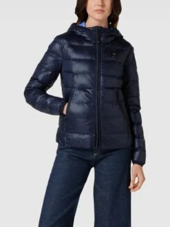 Blauer Usa Steppjacke Mit Label-Detail - Marineblau -Wellensteyn Geschaft 6cokakqc9l34sji28sp58ia4ap84mj2aap64ajih61636jhg6583aja964qjej2h6l84kjaa9p1jagqg9co62chm6ks36o9p6gq38c9k74pjeohh6gs68or375j64d1n6so66p0