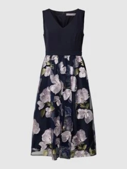 Christian Berg Cocktail Cocktailkleid Mit Floralem Muster - Marineblau Meliert -Wellensteyn Geschaft 6h1l6hqh9p230l22ap6jck9h6l0k4chg9l4jgjpm8l14mh1l9go4ojpl88o52l236d4kqhifal5kgdi28l3m2e3674q34phn6pgjeopk6grm4ohkc9j66cj26cq3cp346gq3aco