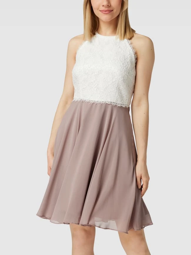 Jake*s Cocktail Cocktailkleid In Two-Tone-Machart - Mauve 6 Jake*s Cocktail Cocktailkleid In Two-Tone-Machart - Mauve – Bild 4