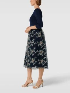 Christian Berg Cocktail Cocktailkleid Mit Floralen Stickereien - Marineblau Meliert 10 Christian Berg Cocktail Cocktailkleid Mit Floralen Stickereien - Marineblau Meliert -Wellensteyn Geschaft 6kqkedpn6sp32dph8ta3cgqg999jada5917kogi29ks46l9lad0j4ji7a9758ihnah74clai9t242j9k993mccpi68rmadhgckrm4c9k6dj34e9h74sm8dhj6hj68opmcgq3ad8