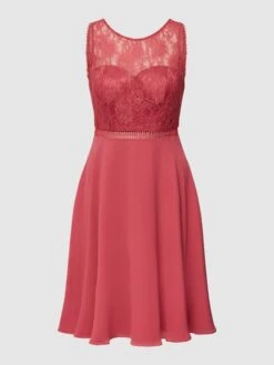 V.M. Kleid Mit Spitzenbesatz - Hellrot -Wellensteyn Geschaft 6la30d299tb5cdaa8l344j2l8cs30eagah3ksjpo998l8cqi6174sk1h697l0d2g9h8jaci38h332chhaco32c1n65gjeo9k69h30d9k6grm2ob4corj6ob1cgp66eb270s3ad0