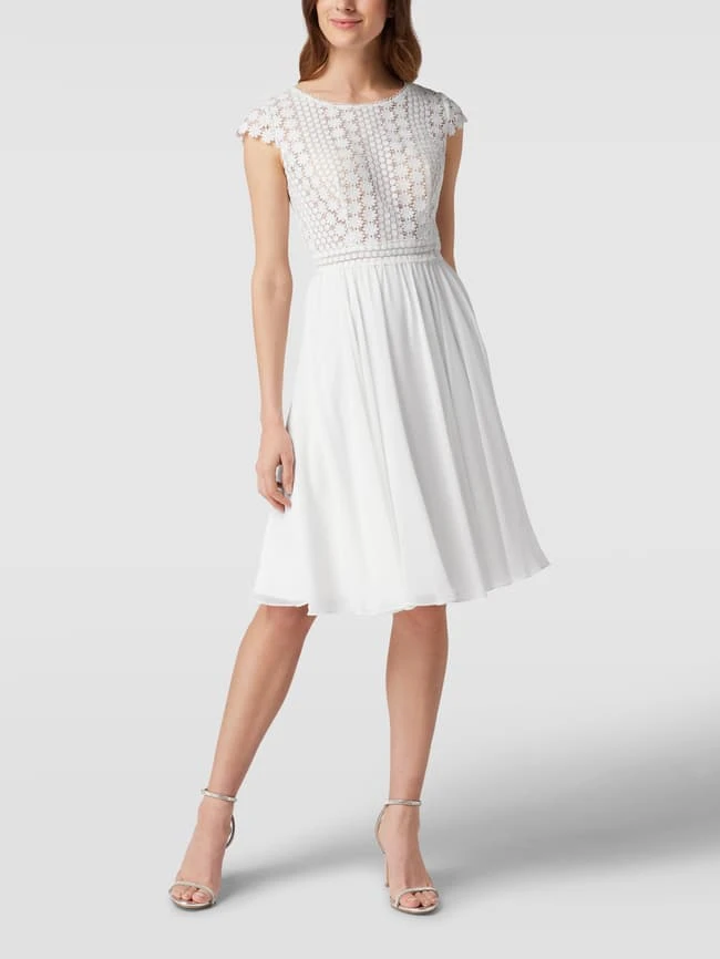 Luxuar Cocktailkleid Mit Floraler Spitze - Ecru 3 Luxuar Cocktailkleid Mit Floraler Spitze - Ecru