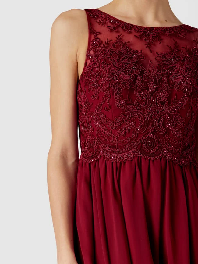 Laona Cocktailkleid Aus Tüll Mit Strasssteinen - Kirschrot 5 Laona Cocktailkleid Aus Tüll Mit Strasssteinen - Kirschrot – Bild 3