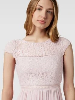 Jake*s Cocktail Abendkleid Mit Floraler Spitze - Rosé -Wellensteyn Geschaft 6t2kuchg6d0j0j1o894k2chl65a3gjph8h1kmc25aha4kipk95a54dil910kshae91632ga46l64gli2ap3jcd1h6koj0d1ncgq38dpkcgp68ohj68r64phhc9hm8cb26crm8d0