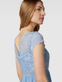 Jake*s Cocktail Abendkleid Mit Floraler Spitze - Bleu -Wellensteyn Geschaft 7185cdq88963ee1i9or42hho70p4aii29lb4ahida954ojik8kr4ociaacqk2d226kp5cjq1719kcli76p3jaoj361gm2dhochhj0opkcpi66e34cli66p1h70p3ae3670sj4p8