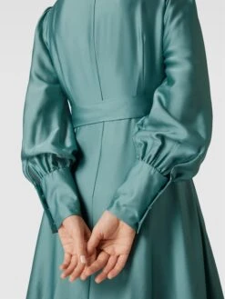 Swing Abendkleid Mit V-Ausschnitt - Türkis -Wellensteyn Geschaft 89b34kab611j6i1n6584chqh60ol8k9j8p7j2i1l8gs50gq389948di29sq58ii68l53ah248cr48iig60o3gc1oclgmapho6so62opk74sj2o9h71gm8p9m6hhj0p1j6ks32d0
