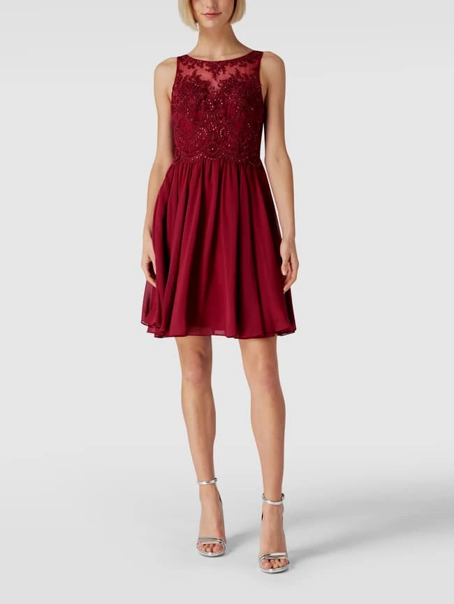 Laona Cocktailkleid Aus Tüll Mit Strasssteinen - Kirschrot 3 Laona Cocktailkleid Aus Tüll Mit Strasssteinen - Kirschrot