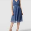 TROYDEN COLLECTION Cocktailkleid Mit Taillenpasse - Bleu -Wellensteyn Geschaft 8go4akq88h64iiie716jcca585b3iha59oql8ea5a54kicqm8cq52hi79d650c2l69934d1g60pj6e9gaco3cd9lcgpmac3269h68dpkcoqjae9i74o3gcho6lijgcho6pi66c8
