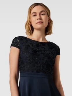 Christian Berg Cocktail Cocktailkleid Mit Ziersteinbesatz - Marineblau Meliert 9 Christian Berg Cocktail Cocktailkleid Mit Ziersteinbesatz - Marineblau Meliert -Wellensteyn Geschaft 8h0j6jig9ks38gph8h734cah651j2d1g6laj8lika0oj8di589a38gqfa5636cqc6h44ghhk6d7l0i2f753j8dj6ccs32cpk74o3ie9k64qm2e1j70rj8dj46or3ce9l6osj8cg