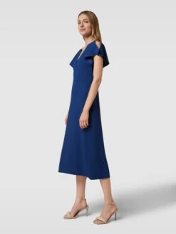 BOSS Midikleid Mit V-Ausschnitt Modell 'Dawinga' - Marineblau 10 BOSS Midikleid Mit V-Ausschnitt Modell 'Dawinga' - Marineblau -Wellensteyn Geschaft 8h8kkk2i8kpl6daj857kijqg8spk8l9ma1750hhnal554d2hap1kge9l60p32h2e6hb38hq9756lccqb8so3idhn6kq32e9m60s3gphk6grj0oj375hjed9icks66c1p6grm8cg