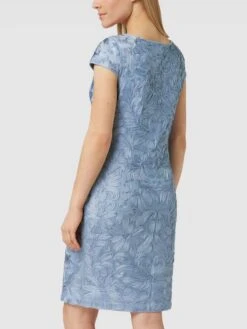 Christian Berg Cocktail Etuikleid Mit Strukturmuster - Jeans Meliert -Wellensteyn Geschaft 956jcjpgad8kgiai9554ujq59l5kic9k8tb3egam61a3edai9srl8jaba12kekaba99l8c296cpjec2eah3j4cj470q68pb46cp38p9k61i34e3164p32phkccrmao9kc9j32co