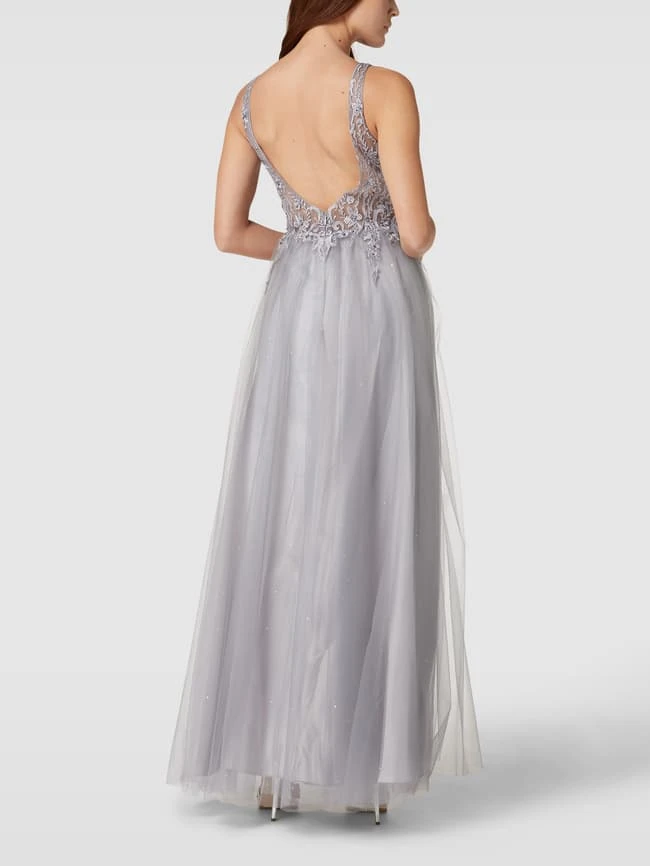 Laona Abendkleid Mit Ziersteinbesatz - Silber 7 Laona Abendkleid Mit Ziersteinbesatz - Silber – Bild 5