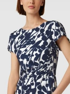 Vera Mont Cocktailkleid Mit Allover-Muster - Dunkelblau -Wellensteyn Geschaft 9h946ii294s3alhj711kggpga185ahid6d6l4jq2a4q38iqc9p24ohpg64skqgq594qj6chnaook2hqe9go3ichl6or66cj2ccoj4o9kc4sjioj26so68c1nchh3cc1l64r30oo