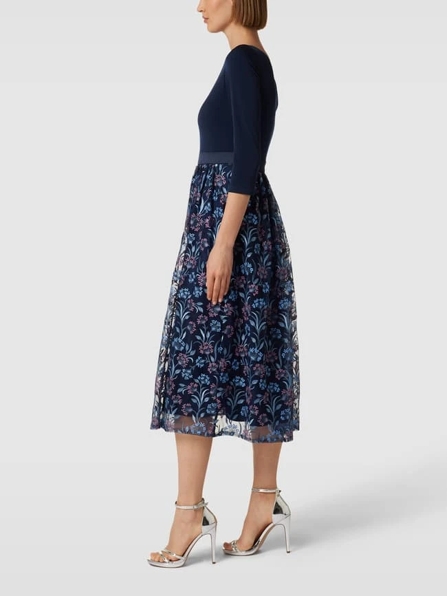 Swing Blusenkleid Mit Allover-Muster - Dunkelblau 6 Swing Blusenkleid Mit Allover-Muster - Dunkelblau – Bild 4