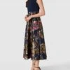 Christian Berg Cocktail Abendkleid Mit Floralem Muster - Marineblau Meliert -Wellensteyn Geschaft a55lagph8sq4gh2d692j2j9m8d14gcqca8o32d1k8cqkicq7a97j8hi58d5j2i9p9tb44gagap6k4k1j653m2d9jc8pjee9pccojge1k65hj4oj6clhj0dhgc8pj2dphcor30dg