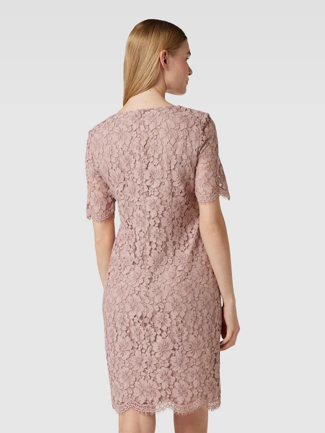 Montego Cocktailkleid Aus Spitze Mit Floralem Allover-Muster - Taupe 7 Montego Cocktailkleid Aus Spitze Mit Floralem Allover-Muster - Taupe – Bild 5