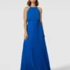 Jake*s Cocktail Abendkleid Mit Plisseefalten - Royalblau Meliert -Wellensteyn Geschaft ap838di39h6j4haf64qjih9o6os46dikadajad1p9cs42h1m8p346l1pakpk2c9ja4p48iil6l14ejqa8co3cp1j64pjedb560qjad9k71hmae1k74p32pb1c5h6cpj66gqjado