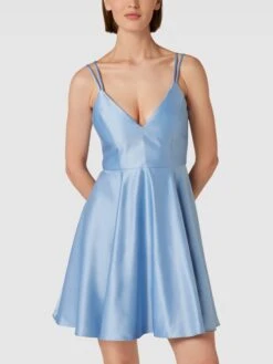 Jake*s Cocktail Cocktailkleid Mit V-Ausschnitt - Bleu -Wellensteyn Geschaft apb46jq37194mh1i95332k2k8t638gil8cq56hpp9p7k8ga398qkkdhh6oq5ceakaksl6kik7144ic236oo6ccpp64om8e3365hmcp9k6sp38e1p6hijgd346pi64p9n70sm8p8